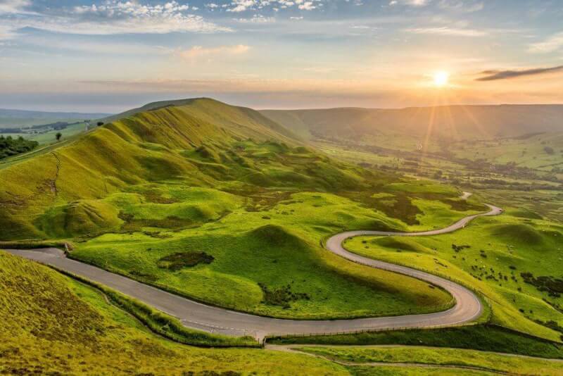 road_in_peak_district_shutterstock_444126556_3876c3e438